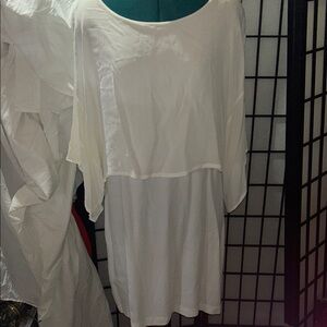 Zara White Layered Scoop-Neck dress size large.